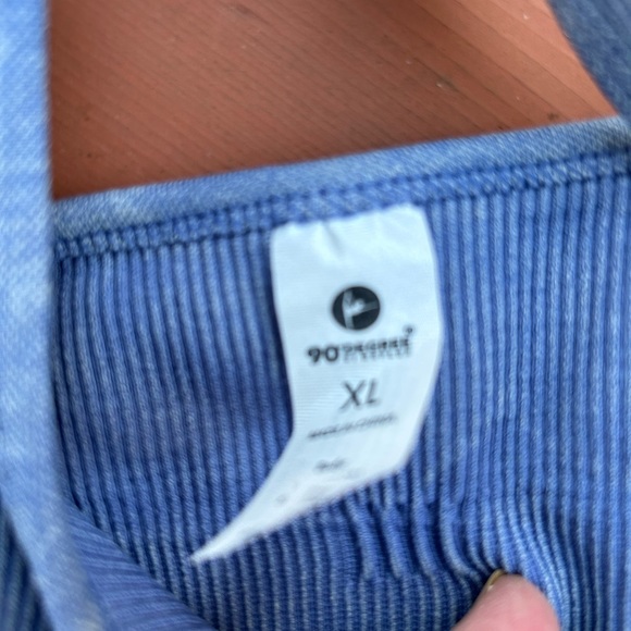 90 degrees sports bras, set of 2. Sz XL - Picture 4 of 4